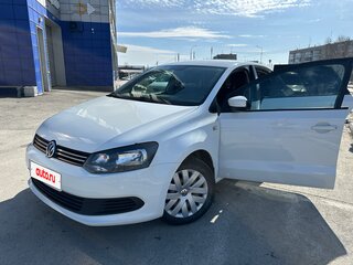 2014 Volkswagen Polo V, белый, 650000 рублей, вид 1
