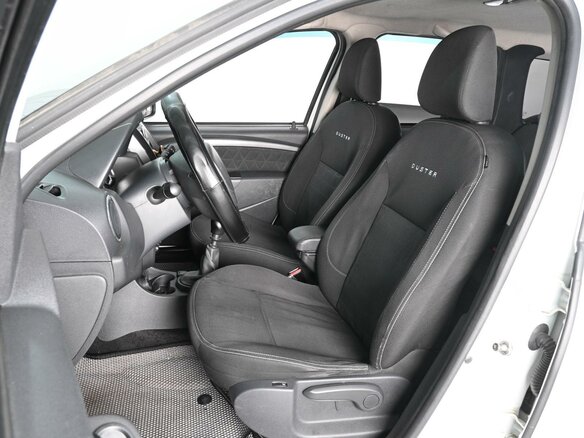 2016 Renault Duster I Рестайлинг, белый, 929000 рублей - вид 9