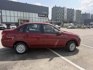 2026 Lada (ВАЗ) Granta I Рестайлинг, красный, 1007000 рублей, вид 3