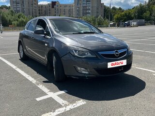 2011 Opel Astra J, серый, 530000 рублей, вид 2