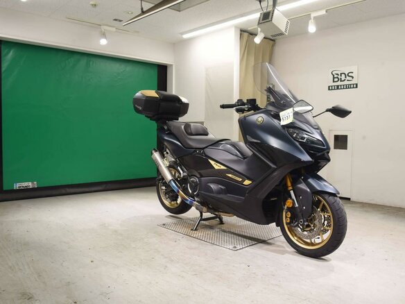 2023 Yamaha TMAX, зелёный, 1499000 рублей - вид 2