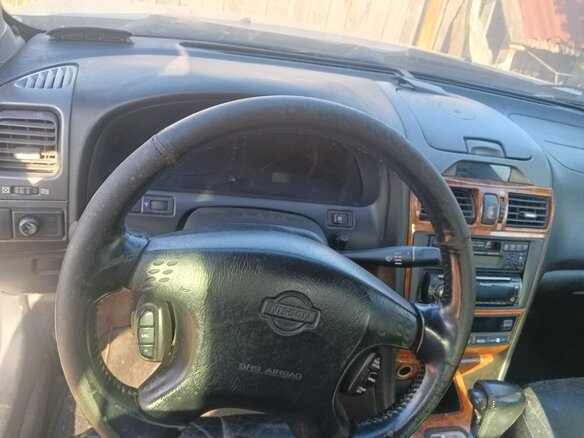 2004 Nissan Maxima V (A33), серебристый, 300000 рублей - вид 22