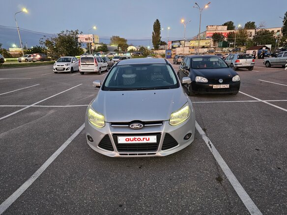 2015 Ford Focus III, серый, 910000 рублей - вид 2