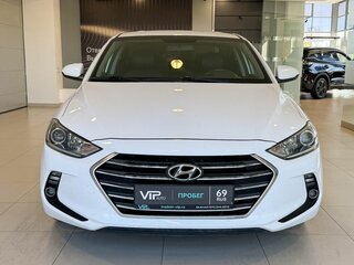 2018 Hyundai Elantra VI (AD), белый, 1737000 рублей, вид 2