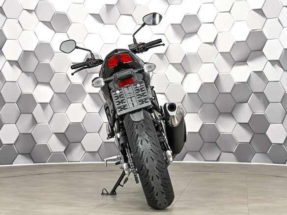 2024 Suzuki SV 650, чёрный - вид 5