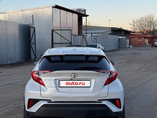 2021 Toyota C-HR I Рестайлинг, белый, 2550000 рублей, вид 4