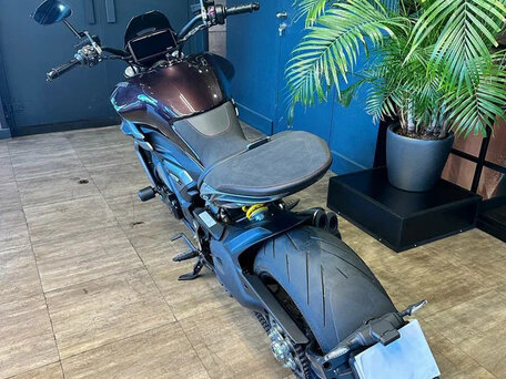 2025 Ducati XDiavel V4, фиолетовый, 3350000 рублей, вид 2