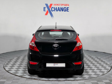 2012 Hyundai Solaris I, чёрный, 603000 рублей, вид 5