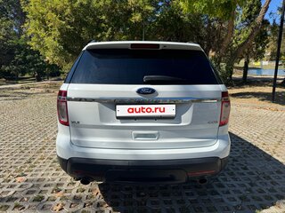 2013 Ford Explorer V, белый, 1740000 рублей, вид 4