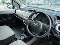 2012 Toyota Vitz III (XP130), серый, 810000 рублей - вид 10
