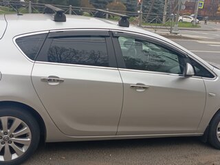 2011 Opel Astra J, серебристый, 1110000 рублей, вид 2