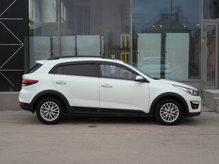2018 Kia Rio X-Line IV, белый, 1230000 рублей, вид 4