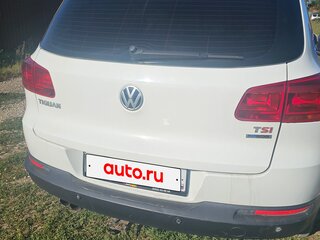 2014 Volkswagen Tiguan I Рестайлинг, белый, 1100000 рублей, вид 3