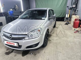 2012 Opel Astra H Рестайлинг, серый, 440000 рублей, вид 2