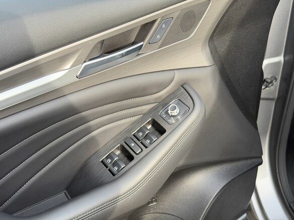 2021 Haval F7 I, серый, 1625000 рублей - вид 16