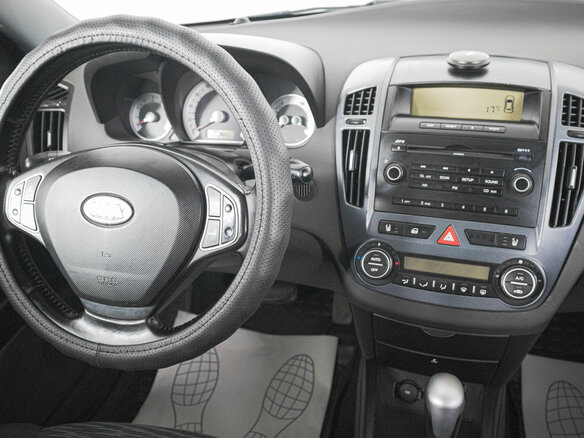 2008 Kia Ceed I, бежевый, 599000 рублей - вид 11