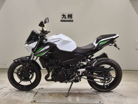 2019 Kawasaki Z 400, белый, 619000 рублей, вид 1