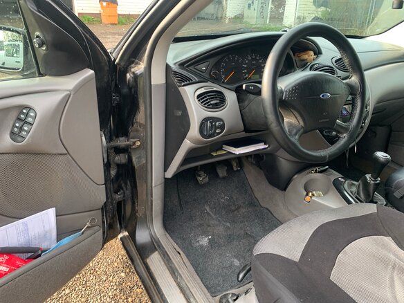 2001 Ford Focus I, чёрный - вид 6
