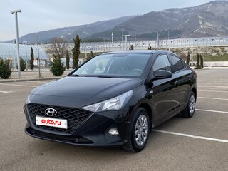 2020 Hyundai Solaris II Рестайлинг, чёрный, 1400000 рублей, вид 1