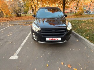 2016 Ford Kuga II Рестайлинг, чёрный, 1600000 рублей, вид 1
