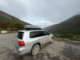 2014 Toyota Land Cruiser 200 Series Рестайлинг 1, серебристый, 4100000 рублей, вид 2