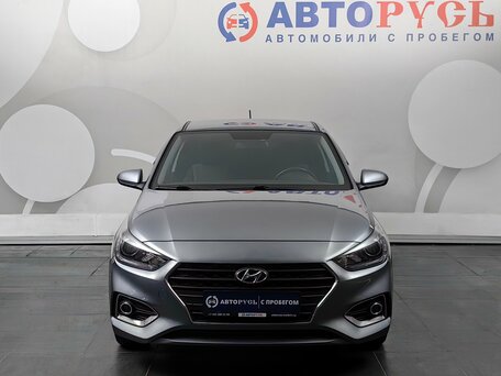 2018 Hyundai Solaris II, серый, 1333000 рублей, вид 3