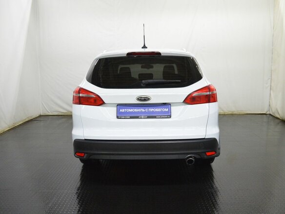2018 Ford Focus III Рестайлинг, белый, 1188000 рублей - вид 5