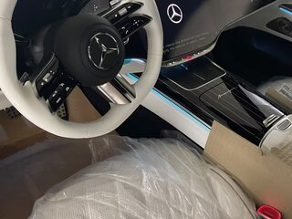 2026 Mercedes-Benz S-Класс 580 Long 4MATIC VII (W223) Рестайлинг, чёрный, 30550000 рублей, вид 3