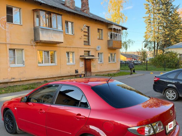 2006 Mazda 6 I (GG) Рестайлинг, красный - вид 3