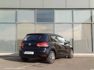 2010 Volkswagen Golf VI, чёрный, 539000 рублей, вид 4