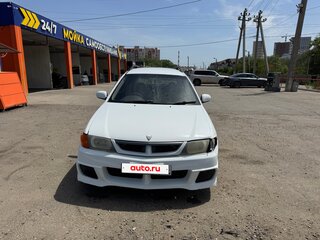 2000 Nissan Wingroad II (Y11), белый, 130000 рублей, вид 1