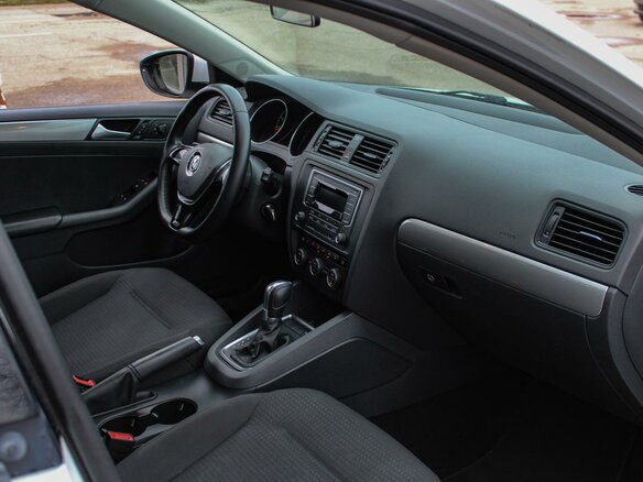 2016 Volkswagen Jetta VI Рестайлинг, белый, 1200000 рублей - вид 9