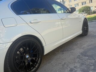 2012 BMW 3 серии 320i V (E90/E91/E92/E93) Рестайлинг, белый, 1000000 рублей, вид 3