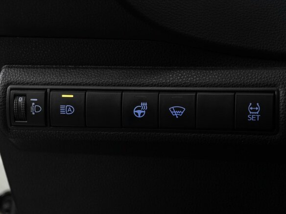 2020 Toyota Corolla XII (E210), белый, 2329000 рублей - вид 18