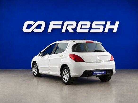 2012 Peugeot 308 I Рестайлинг, белый, 642055 рублей - вид 1
