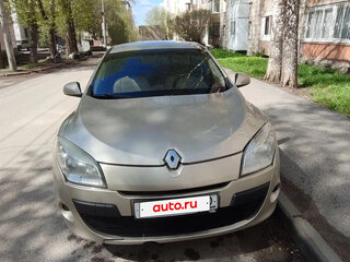 2011 Renault Megane III, бежевый, 370000 рублей, вид 2