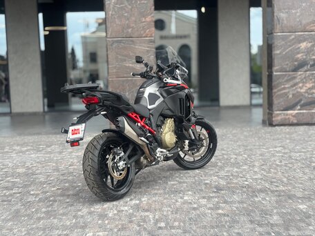 2024 Ducati Multistrada V4, серый, 2350000 рублей, вид 5