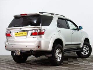 2010 Toyota Fortuner I Рестайлинг, серебристый, 2619000 рублей, вид 4