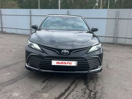 2021 Toyota Camry VIII (XV70) Рестайлинг, чёрный, 3000050 рублей, вид 2