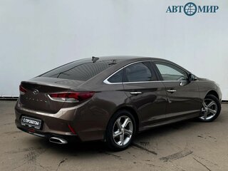2017 Hyundai Sonata VII (LF) Рестайлинг, коричневый, 1775000 рублей, вид 5