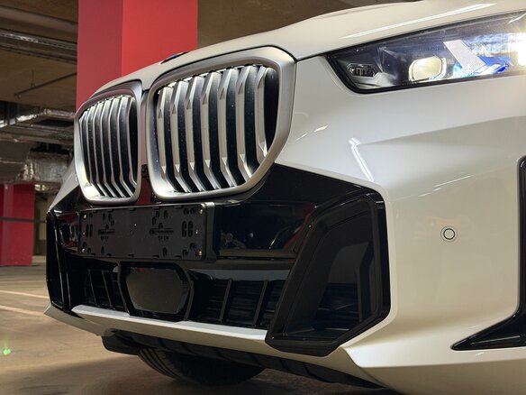 2024 BMW X5 40i IV (G05/G18) Рестайлинг, белый - вид 26
