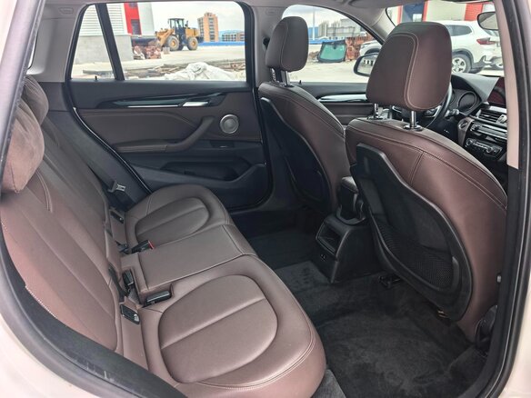 2022 BMW X1 Long 20Li sDrive II (F48) Рестайлинг, белый, 1760000 рублей - вид 15