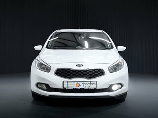 2013 Kia Ceed II, белый, 1050000 рублей, вид 2