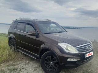 2013 SsangYong Rexton III, коричневый, 1600000 рублей, вид 1