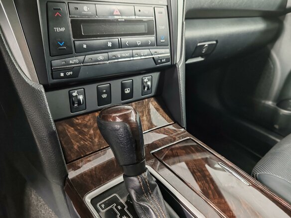 2017 Toyota Camry VII (XV50) Рестайлинг, чёрный, 1849000 рублей - вид 13