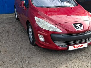 2010 Peugeot 308 I, красный, 990000 рублей, вид 3