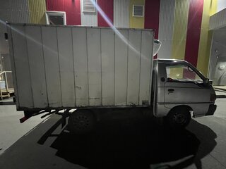 2006 Hyundai Porter, серебристый, 450000 рублей, вид 3