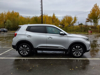 2024 Chery Tiggo 4 Pro I Рестайлинг, серебристый, 1679000 рублей, вид 4