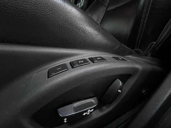 2016 Volvo S60 II Рестайлинг, серебристый, 1350000 рублей - вид 33