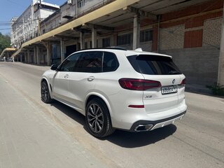 2019 BMW X5 30d IV (G05/G18), белый, 5850000 рублей, вид 5